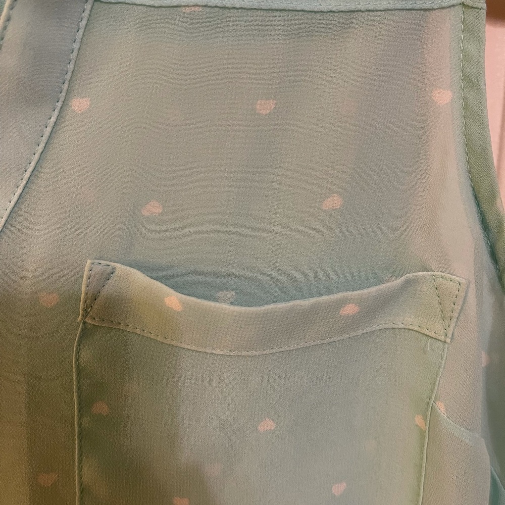 Express button up - Picture 3 of 5